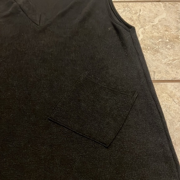 Vetior Black V Neck Pocketed Sweater Vest Mini Dress - Picture 7 of 15